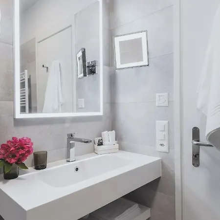 Maison d'hôtes Garni Elena 3*